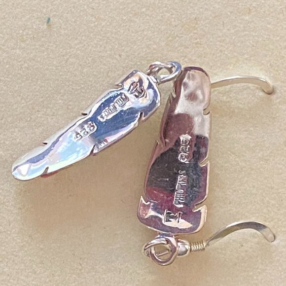 Feather earrings with multi gemstones inlaid. - Picture 2 of 6